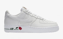 Cargar imagen en el visor de la galería, Nike Air Force 1 Low “White Rose”
