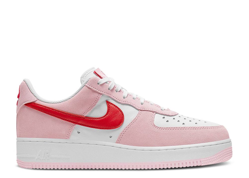 NIKE AIR FORCE 1 '07 QS *VALENTINE'S DAY*