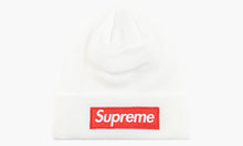 Cargar imagen en el visor de la galería, Supreme Box Logo New Era  FW21 Beanie White
