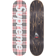 Cargar imagen en el visor de la galería, Supreme®/Burberry® Skateboard
